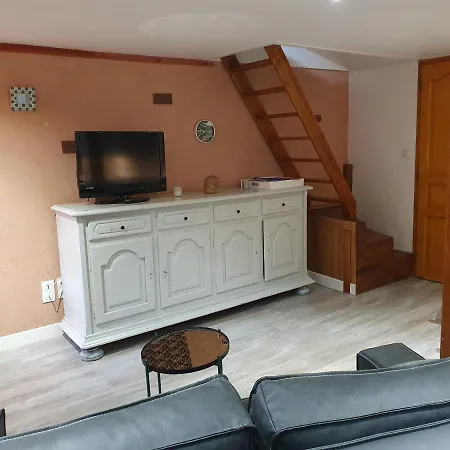 Les Plumes Apartment Asnans